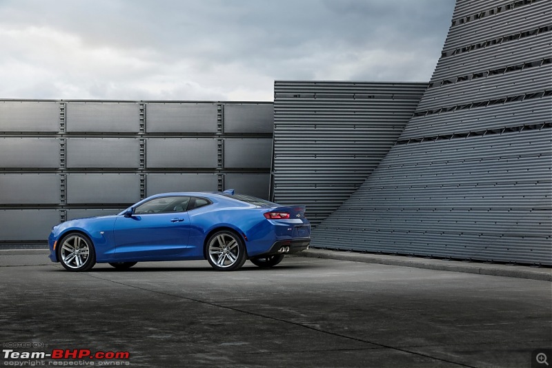 6th-gen Chevrolet Camaro is here!-2016chevroletcamarors009.jpg