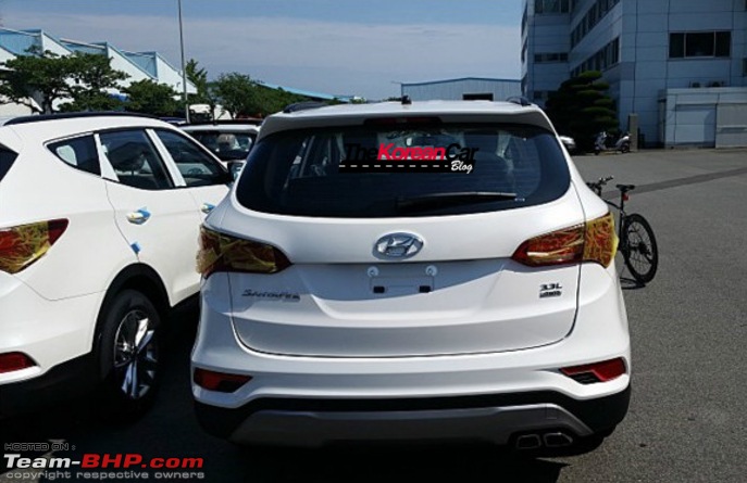 Hyundai Santa Fe facelift spotted testing in Korea-2016hyundaisantaferearleaked.jpg