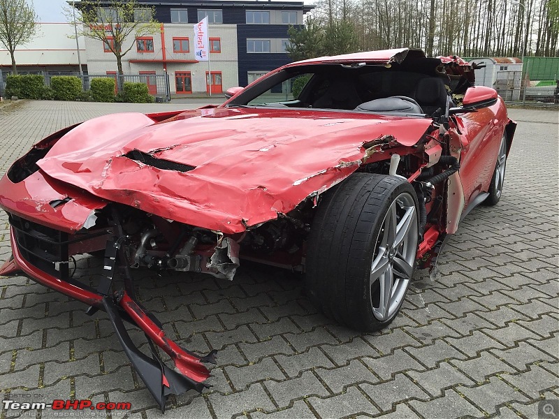 International Supercar Crashes-ferrari11f12.jpg