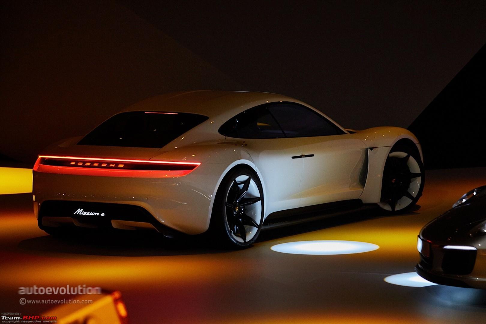 Porsche 911 Mission e