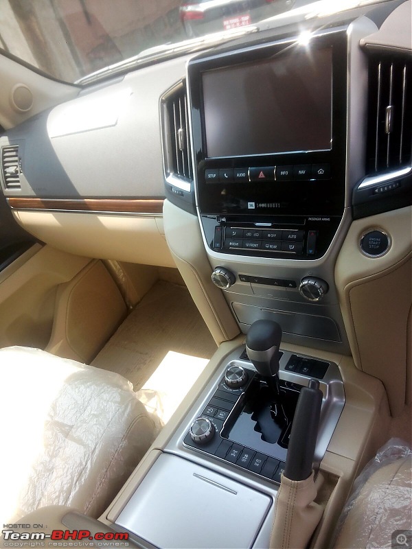 2016 Toyota Land Cruiser - Pics leaked. EDIT: Launched in India at Rs 1.29 cr-lc2.jpg