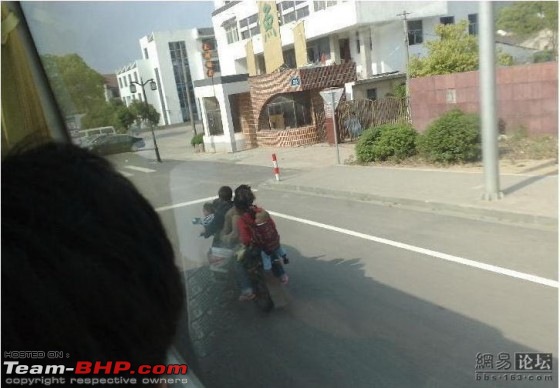 Traffic scenes from China-chinamotorcycle8people01560x388.jpg