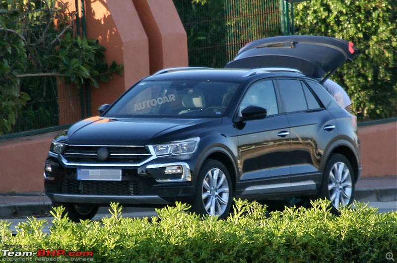 Volkswagen T-Roc SUV - Based on the Golf platform-vwtroc1.jpg