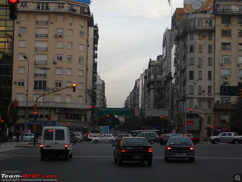 Argentina Automotive Scene - Vehicles familiar to us-9-de-julio-avenue.jpg