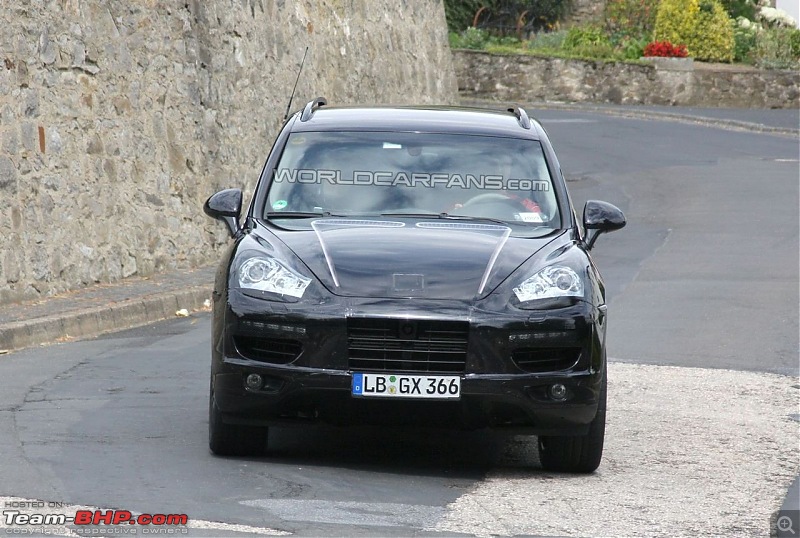 Next Generation Porsche Cayenne Spied.-porsche-caynew-6.jpg