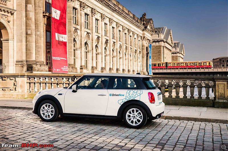 BMW and Daimler to form a joint venture for mobility services-p90298698_highres_drivenow0318.jpg