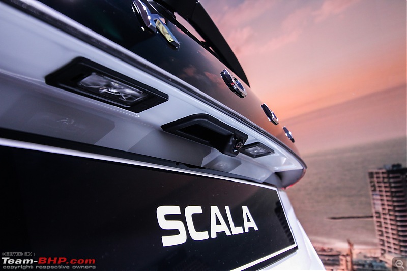 Skoda Scala : Official Preview-backupcam.jpg