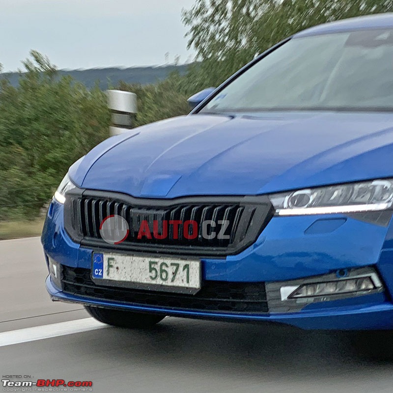 Next-gen Skoda Octavia spotted testing-5836507_.jpg