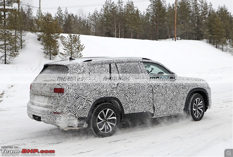 Audi Q9 SUV coming-audiq92022fotosespia2020725361615233618_10.jpg