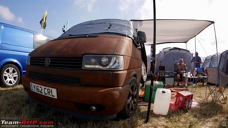 You can now order pre-rusted parts on a Land Rover Defender-rusty.jpg