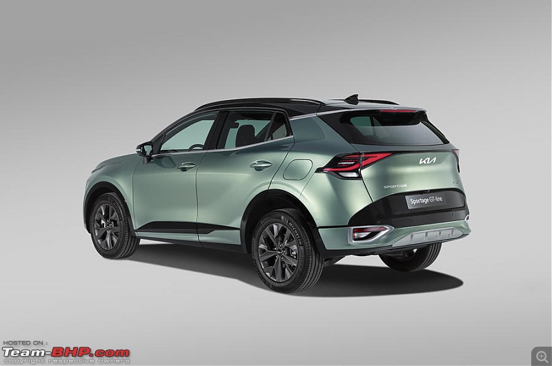 2021 Kia Sportage unveiled in China - Striking new look with huge tiger nose grill-3_4_rear.jpg