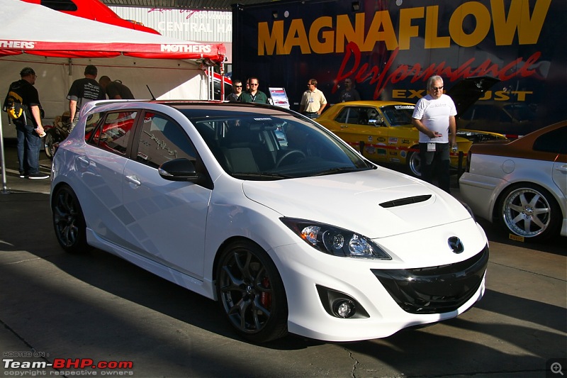 Sema 2009-sema40thmazdaslive01.jpg