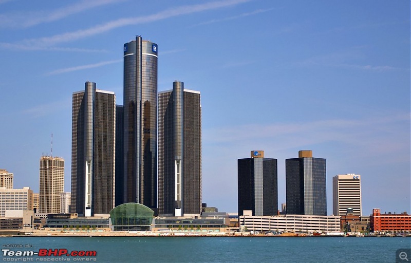 Deteriorating Detroit -- the old Packard Plant-renaissance_center_detroit_mi.jpg