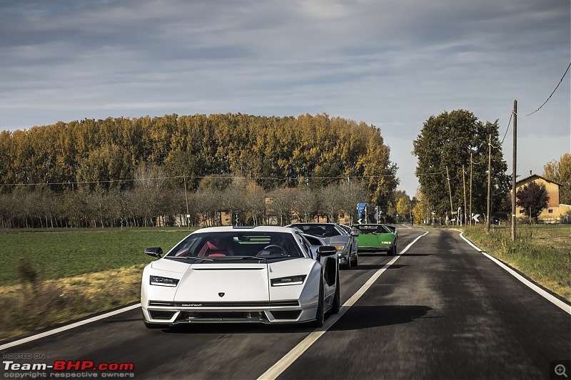 The Lamborghini Countach might be coming back-lamborghinicountachlpi8004dynamicshots43.jpg