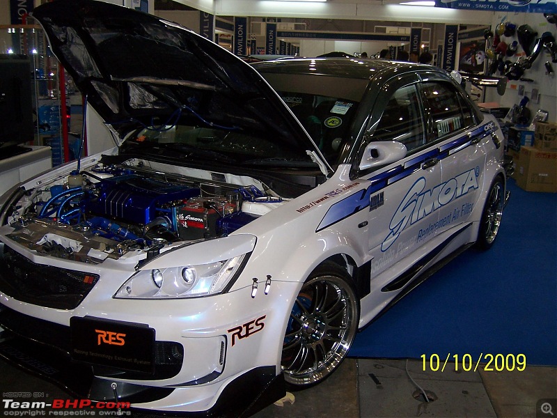 Singapore AutoSalon 2009-car2.jpg