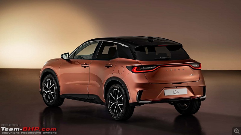 Rumour: Lexus LBX, new entry-level SUV coming up-fotolexuslbx2023photogalleryimmagini.jpg