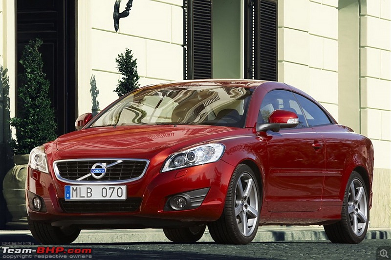 2010 Volvo C70-2010volvoc7013.jpg