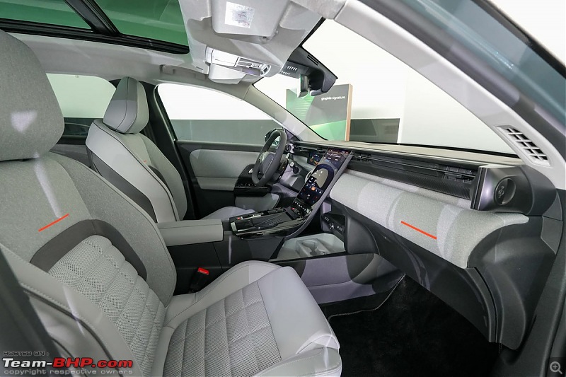 Next-gen Citroen C5 Aircross spied for the first time; Global unveil in 2025-img5996.jpg