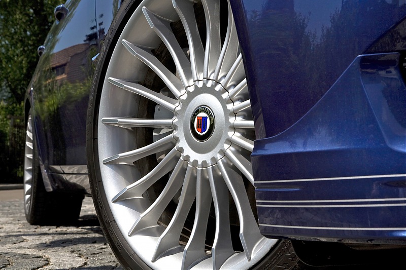 2011 BMW Alpina B7-p90055236highres20.jpg