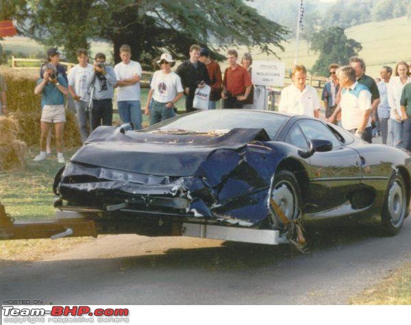 International Supercar Crashes-xj220.jpg