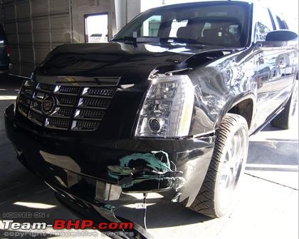 International Supercar Crashes-escalade.jpg