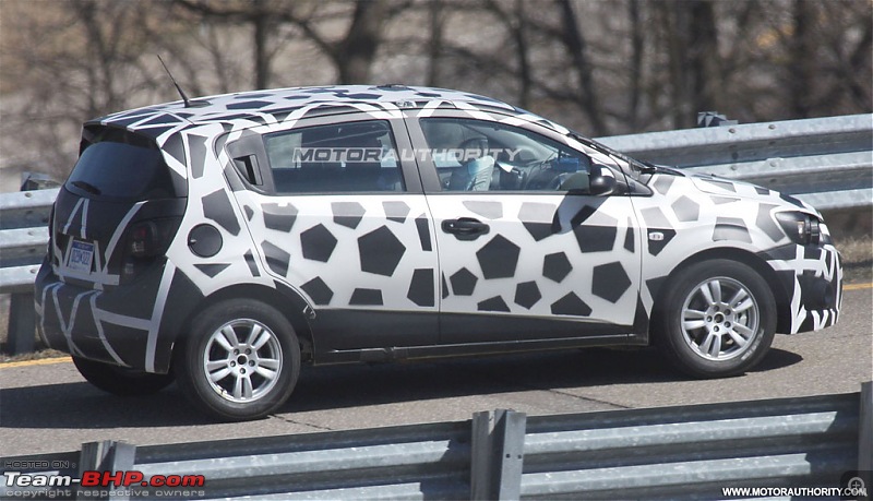 Spyshots: 2011 chevrolet aveo (U-VA)-2011chevroletaveohatchbackspyshots_100309766_l.jpg