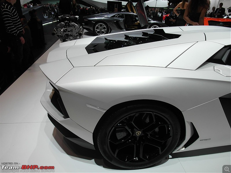 Lamborghini Aventador LP700-4 - Now Launched!-sam_0337.jpg