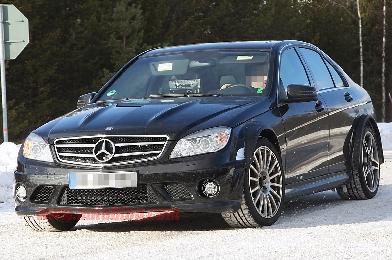 2012 Mercedes-Benz C63 AMG Sedan and Wagon-04mercedesbenzc63amgblackseriesspyshots.jpg