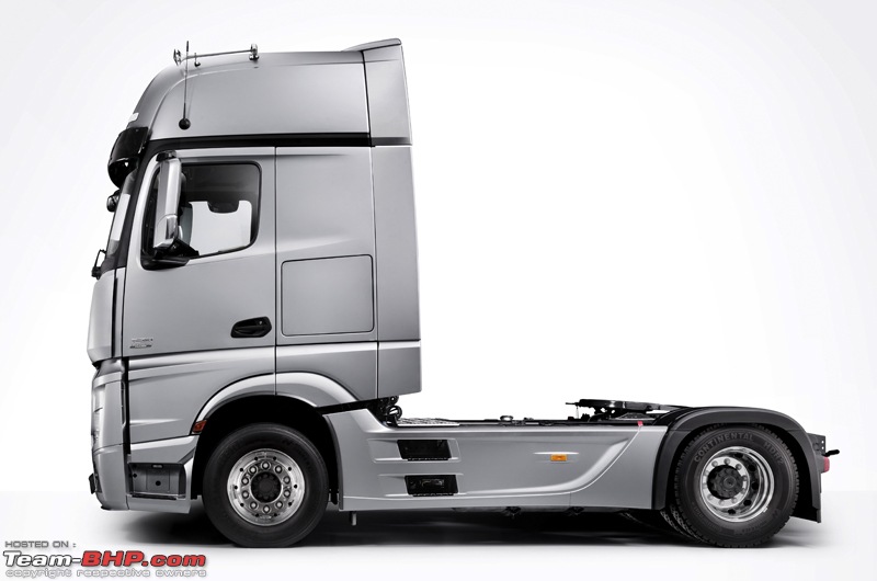 Welcome to a new dimension - The new Mercedes Benz Actros-09.jpg