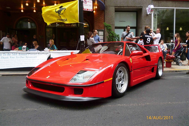 Ferrari mania at Chicago!-p1000619.jpg