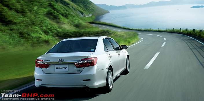 2012 Toyota Camry. EDIT : Totally undisguised pics on Page 2!-014camryhybridjdm.jpg