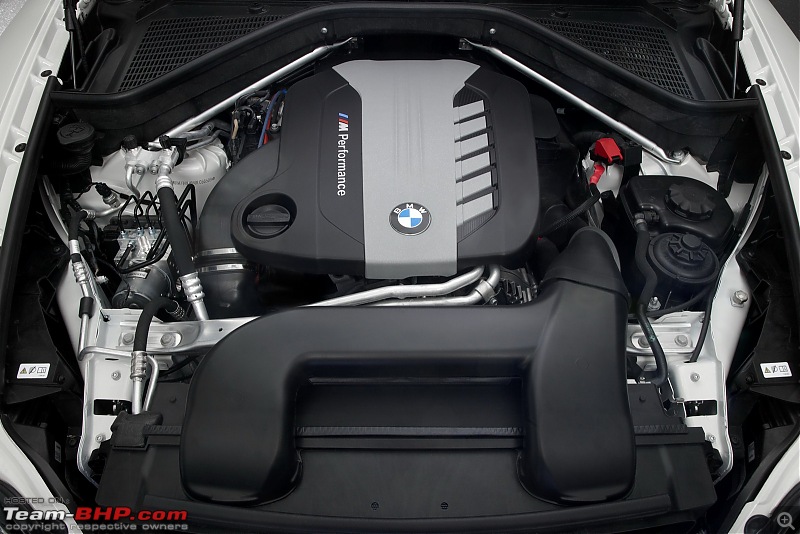 BMW's new torque monster: 3.0L I-6 tri turbo diesel, 381 hp, 740 NM-bmwx6m50d102.jpg