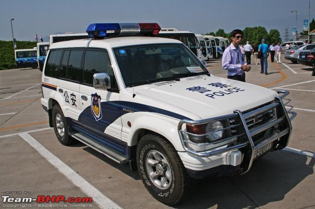 Ultimate Cop Cars - Police cars from around the world-x6.jpg