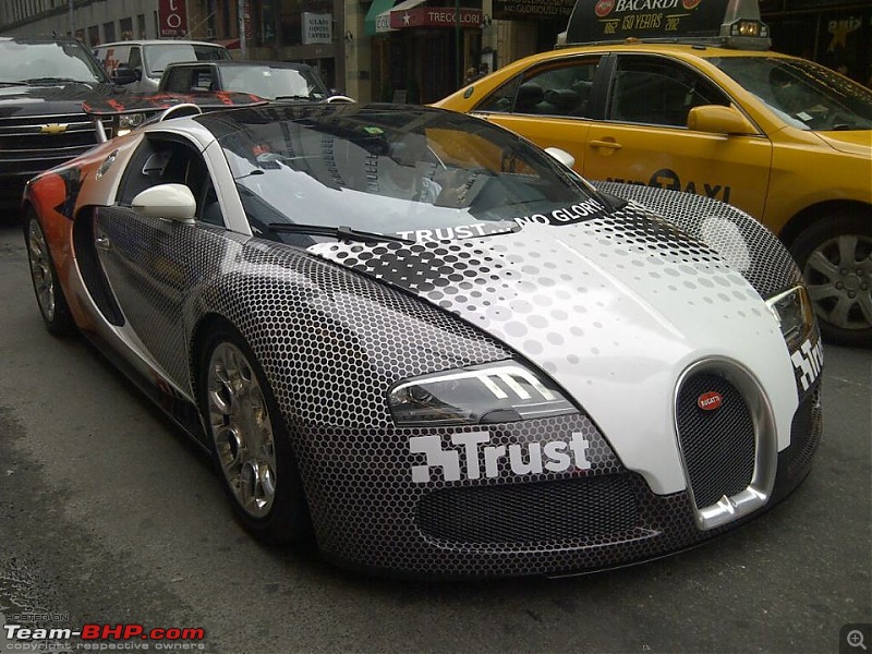 Gumball 3000 - 2k9 edition gets flagged off-teamtrust.jpg