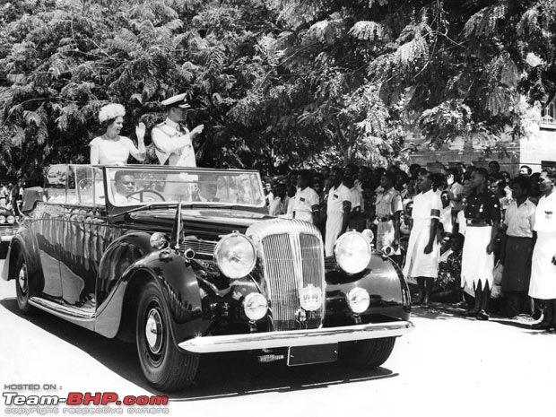 The Iconic Queen Elizabeth's Diamond Jubilee - Glimpses of Her Rendezvous With Cars!-1963melbournedaimler.jpg