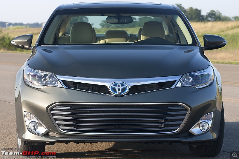 2013 Toyota Avalon-h4.jpg