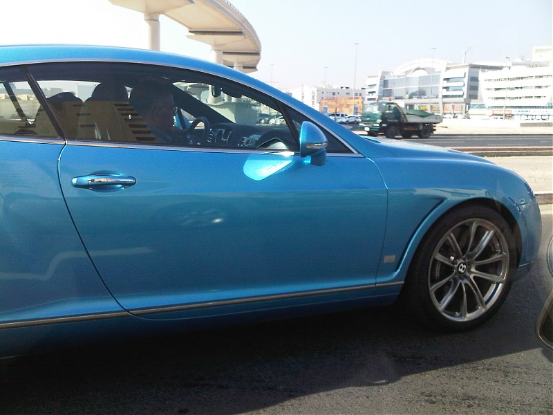 Cars spotted in Dubai-img00139201201291028.jpg