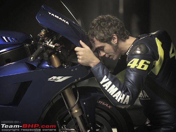 Valentino Rossi back to Yamaha in 2013!-yamaha_motogp_2013_1.jpg