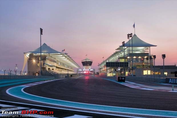 2015 Formula 1 Abu Dhabi GP - Yas Marina Circuit-15_yas_marina_circuit_track_dusk_photo_courtesyof_ymc.jpg