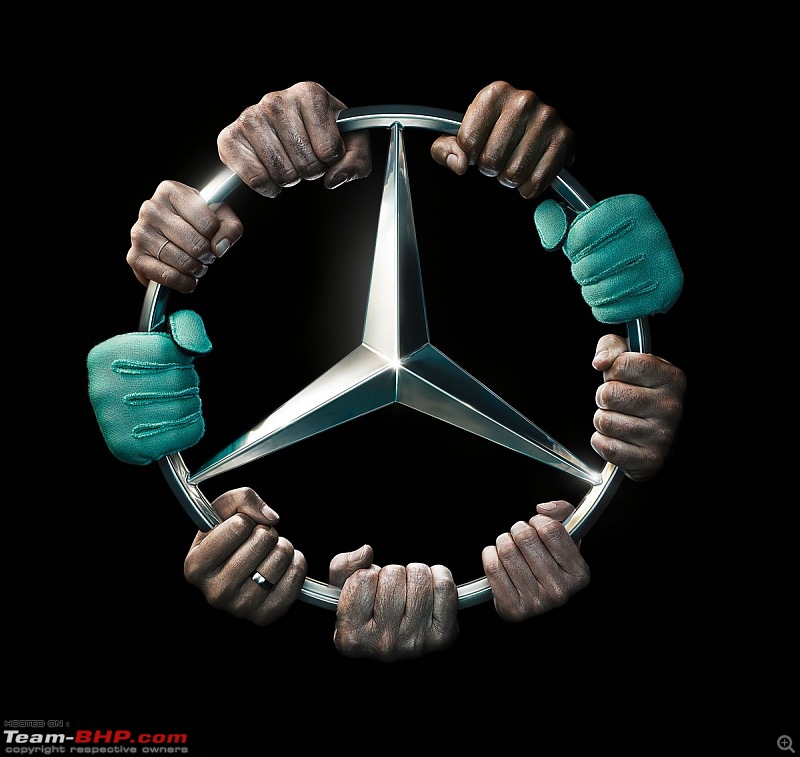 Formula 1 : 2016 Abu Dhabi Grand Prix-mercedes-teamwork.jpg