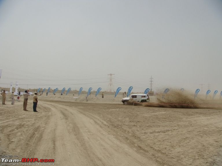 Team BHPians at Abu Dhabi Desert Challange 2010-view_of_the_track_with_action.jpg