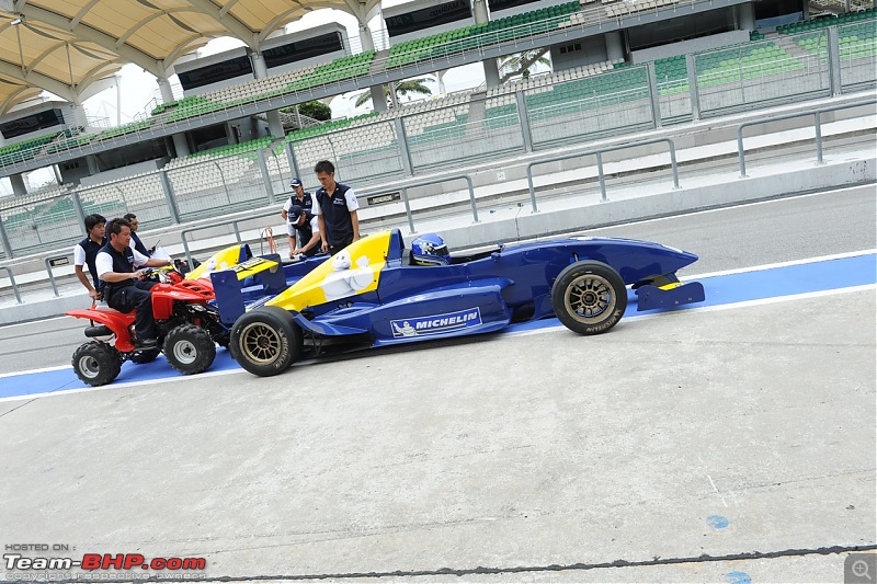 Driving a Formula Renault at the Michelin Pilot Experience, Sepang!-4.jpg