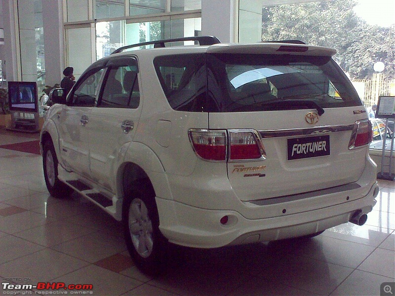 Obelix, the Invincible Toyota Fortuner! 2,00,000 km and going strong! EDIT: Sold!-1.2-rear-first-look-morning.jpg