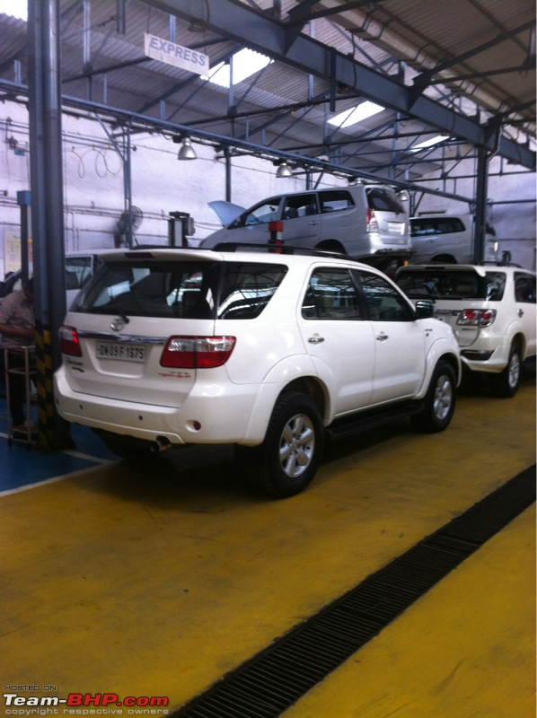 My BRUTE-FORT: Toyota Fortuner 4x4 M/T [Upgraded Brake Booster & A/T Tyres] EDIT: Now sold!-image2041200511.jpg