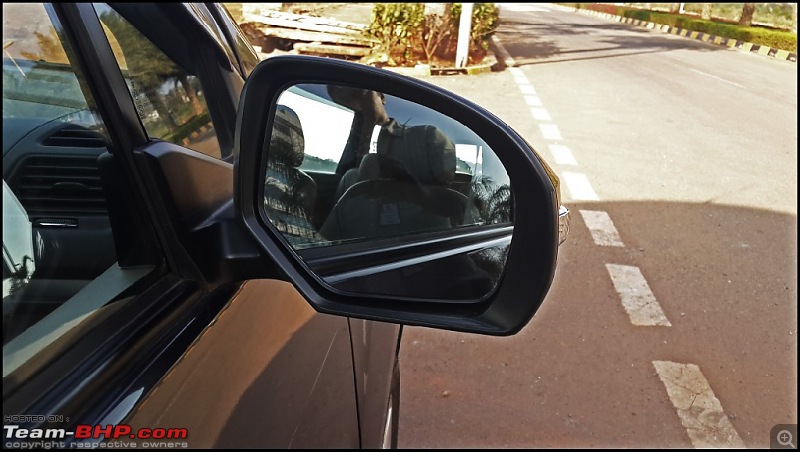 Tallboy welcomes longer companion | Maruti Ertiga VDi | 241,500 km-mirror-fold_01.jpg