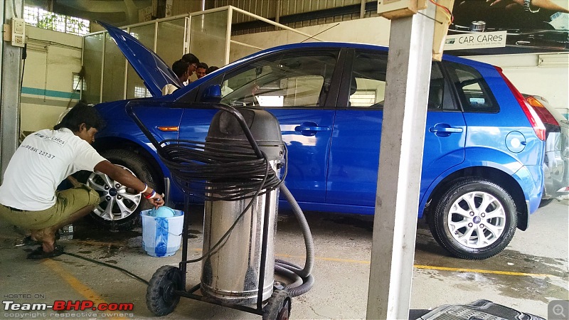 My Kinetic Blue Ford Figo Titanium Diesel-alloy-cleaning.jpg