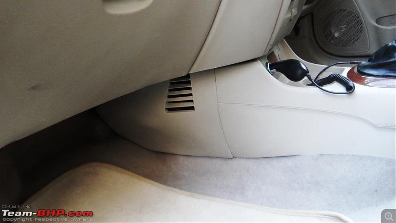 My Predator - Ebony Black Hyundai Verna CRDI SX ABS - 100,000 kms update on pg 15-console-2.jpg