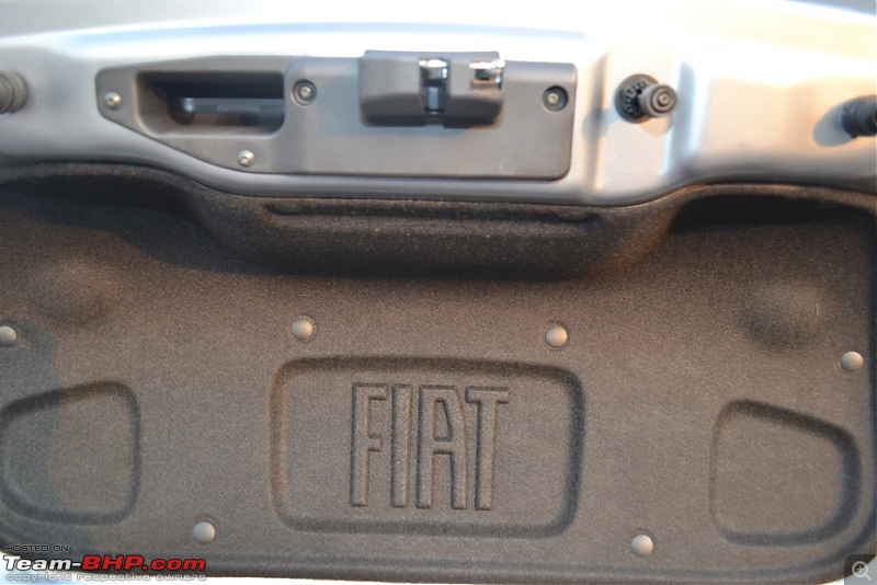 My 2014 Grey Fiat Linea 1.3L MJD-boot-clading.jpg