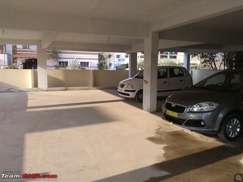 My 2014 Grey Fiat Linea 1.3L MJD-parking.jpg