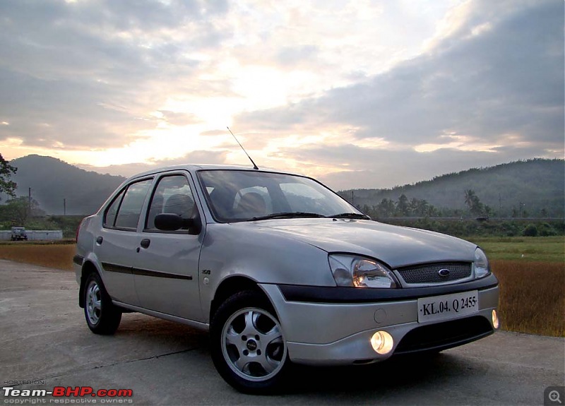 Vivek's Baleno and Ikon- the 1.6 twins. EDIT : New wheels and interiors added-dsc01061.jpg